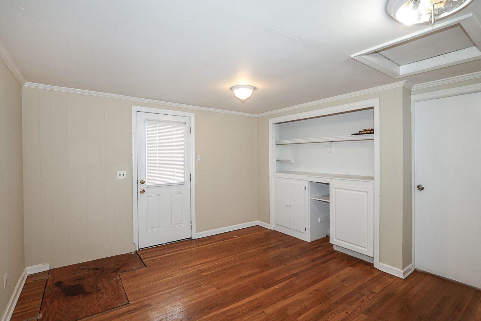 49 East Ave, Glen Cove 21-min