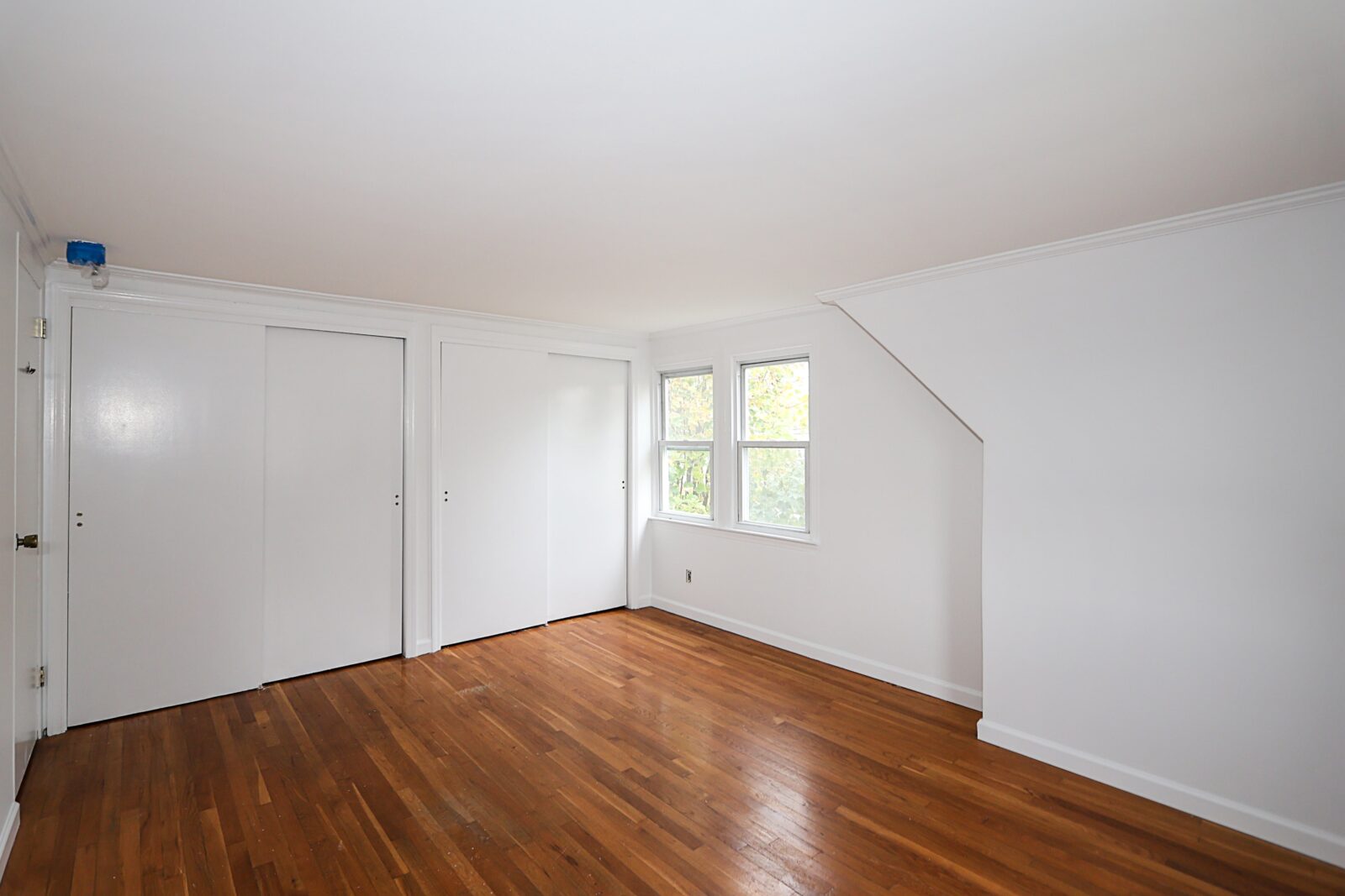 49 East Ave, Glen Cove 24-min