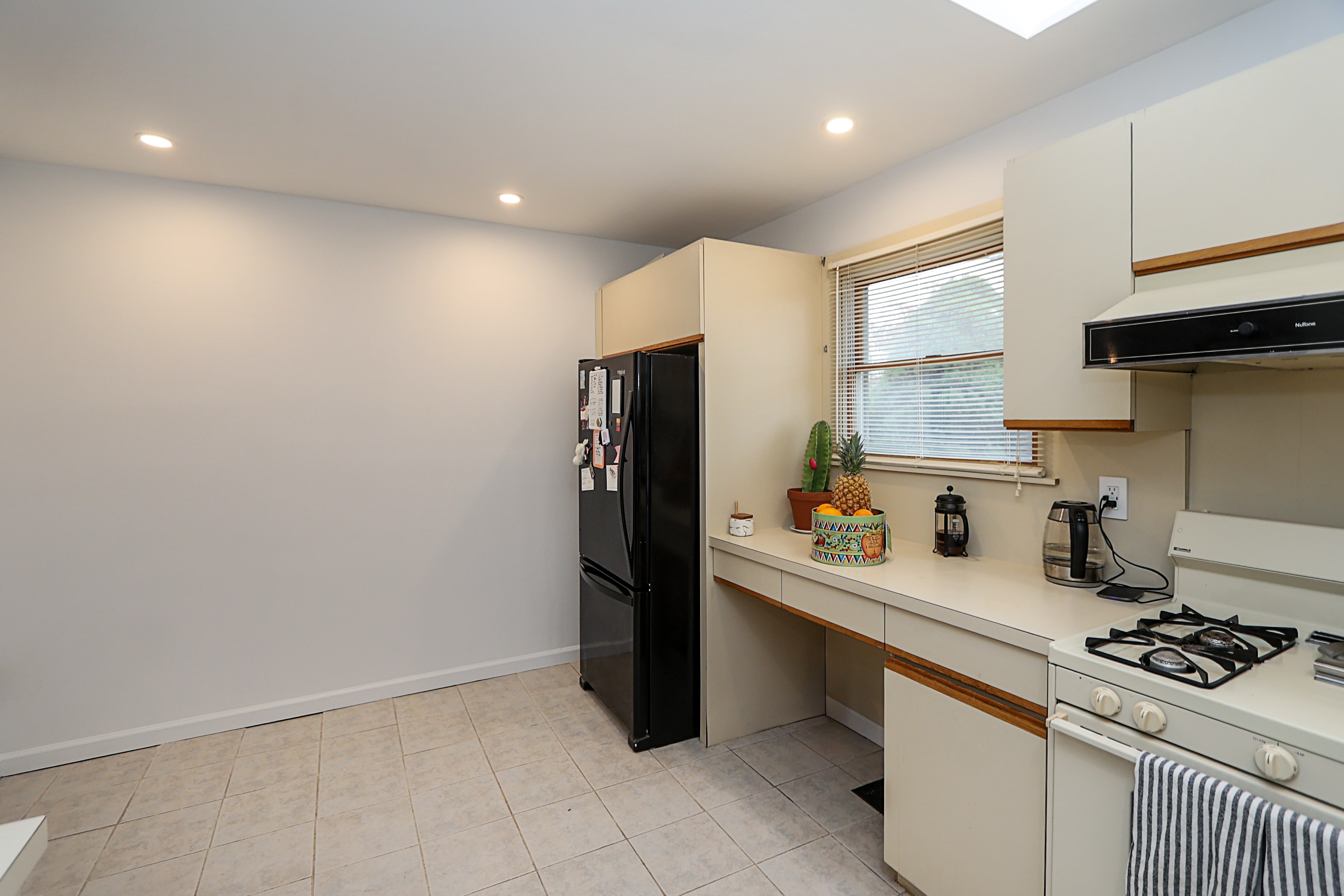 49 East Ave, Glen Cove 9-min 49 East Ave, Glen Cove 9-min